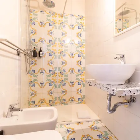 Joe Litty Hotel Rzym